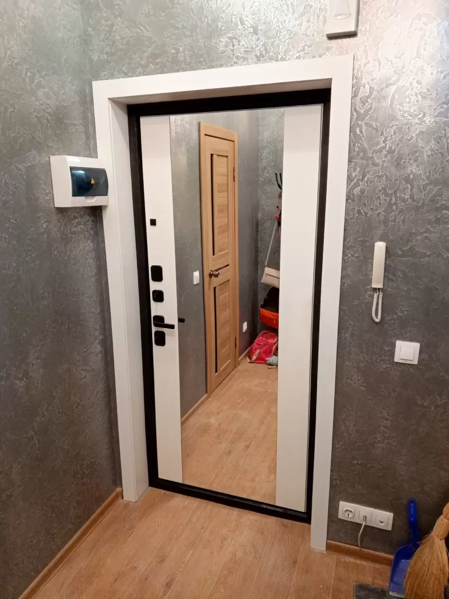 Входная дверь внутренняя отдека1620-1200