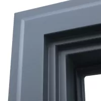 Входная дверь Барселона с зеркалом