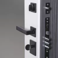 Входная дверь Беркут с зеркалом (Белый матовый)