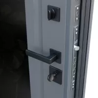 Входная дверь Гермес Неоклассика с зеркалом