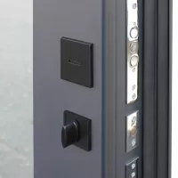 Входная дверь Ювентус с зеркалом