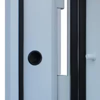 Входная дверь Эверест с зеркалом