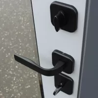 Входная дверь Манчестер с зеркалом